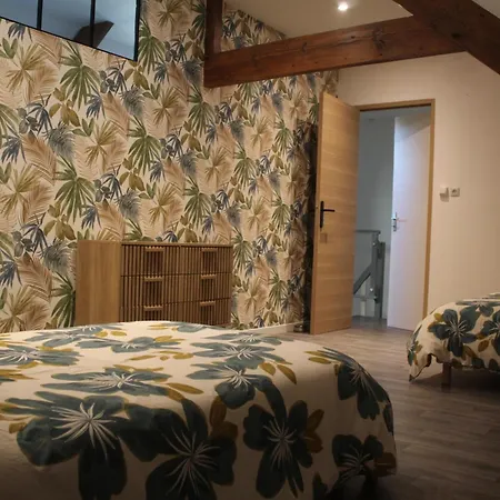 Le Nid Des Huttes Ferienhaus