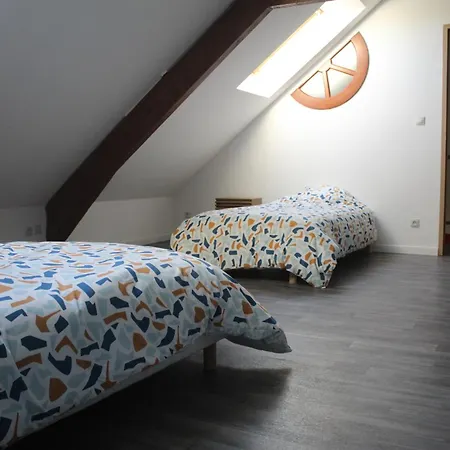 Le Nid Des Huttes Hébergement de vacances