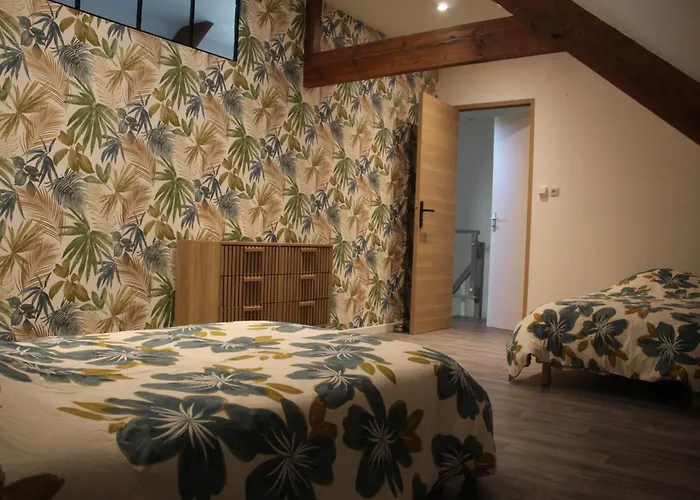 Le Nid Des Huttes Hébergement de vacances